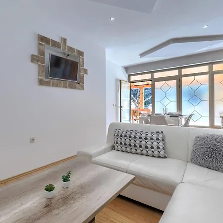 Milankovic-3 By Interhome Apartman Vrsar