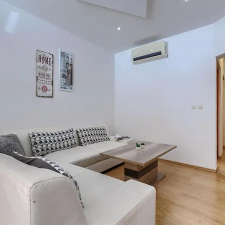 Milankovic-3 By Interhome Apartman *