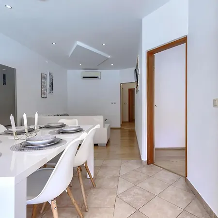 Milankovic-3 By Interhome Apartment