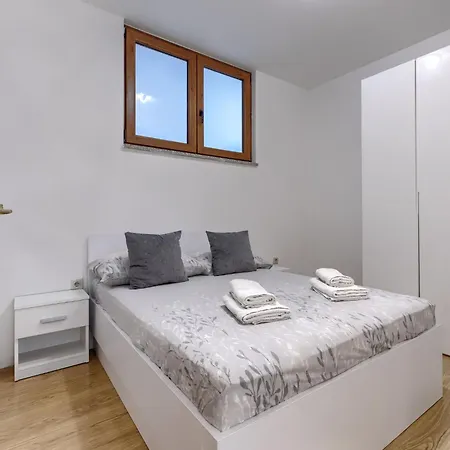 Milankovic-3 By Interhome * Vrsar